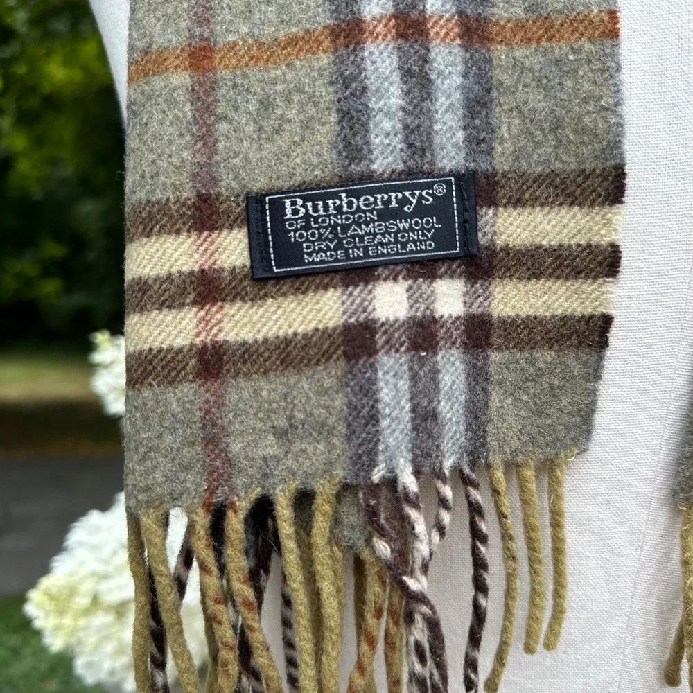 Burberry Two Tone Novacheck wool vintage scarf